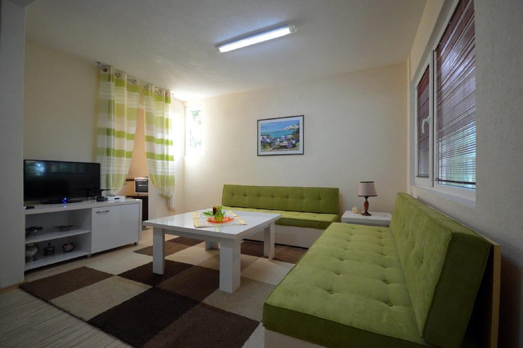 Karali Apartments Lagadin Exterior photo